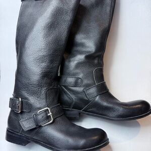 Women’s Size 6 Dolce Vita Black Leather Moto Boots With Buckle And Zipper Detail